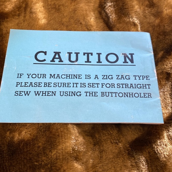 Greist Buttonholer Vintage with Original Box Model #1 - Picture 8 of 16